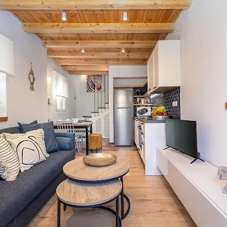 Nona's Dorf Haus In Tatil Evi Liapades